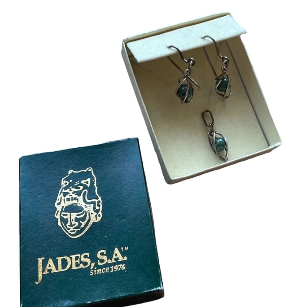 Vintage Sterling and Jade Pendant and Earring Set
